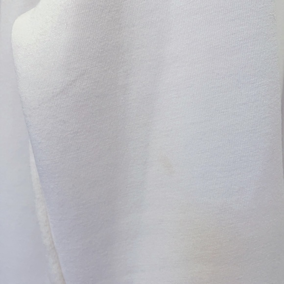 White suit “athlesure” style - Picture 5 of 7